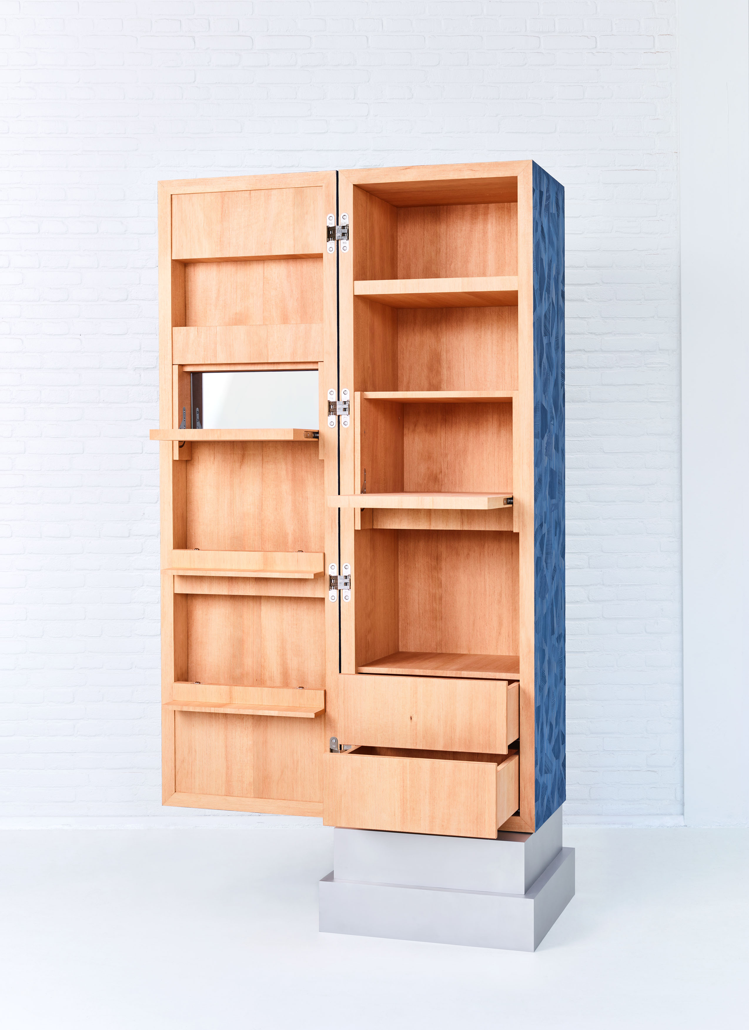 WARD Column Closet 005 Photo Mathijs Labadie